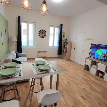 Joli T2 Proche Vieux-port, Terrasses Du Port Et Metro Joliette Апартаменты Марсель